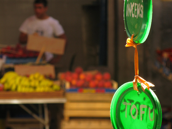 things to do in sicily, open air market