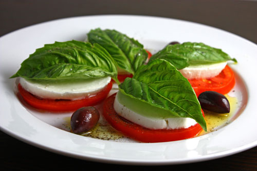 Geschmack des toskanischen Sommers: Caprese-Salat