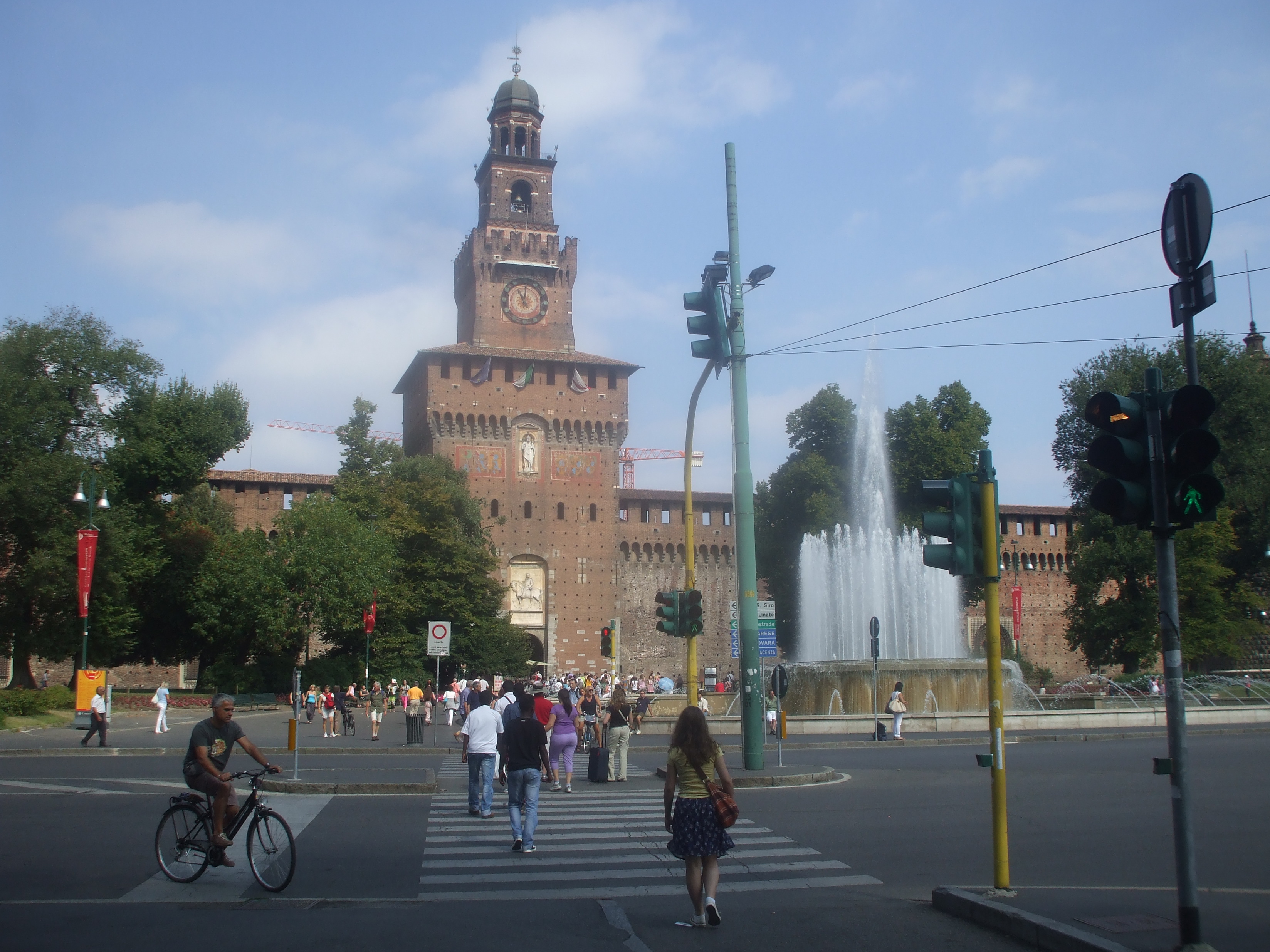 Pictures of Milan - Castello Sforzesco