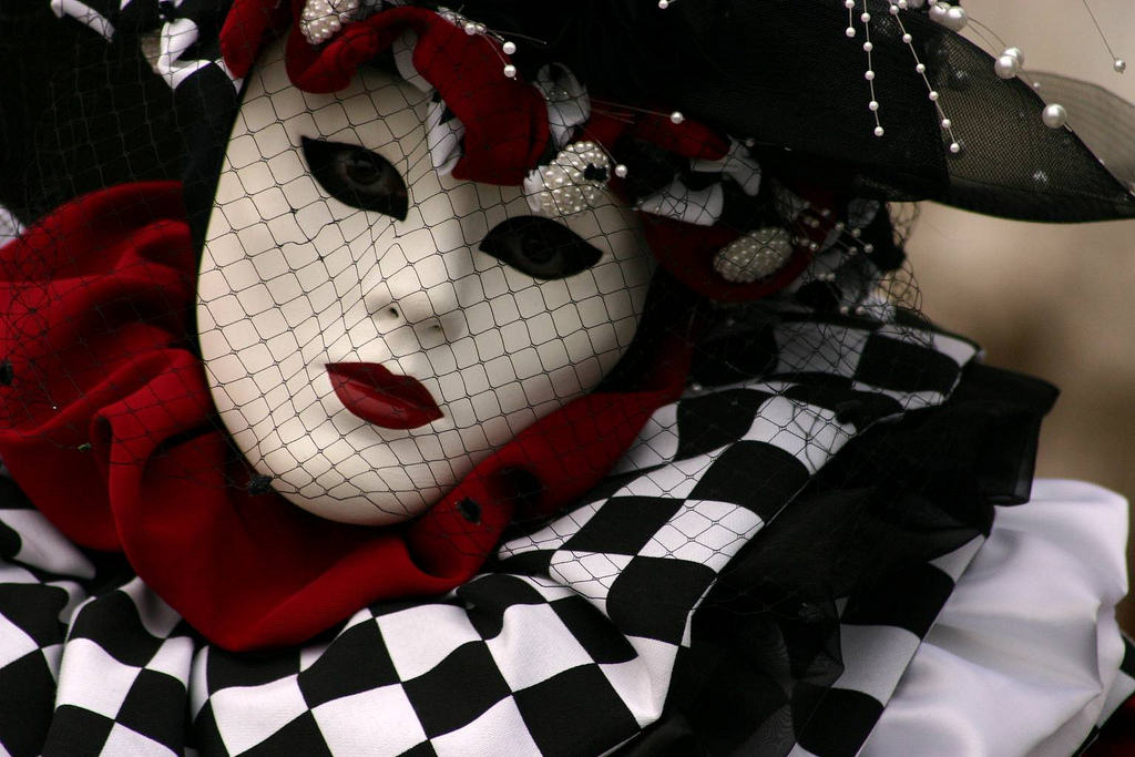 Maschera di Venezia, Citta degli Innamorati - Flickr Photo Credits: Alaskan Dude